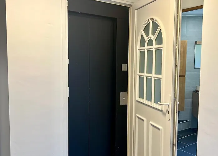 Penthouse Sanctuaire A アパート ルルド